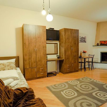 Check-In Hotel Тбілісі Екстер'єр фото