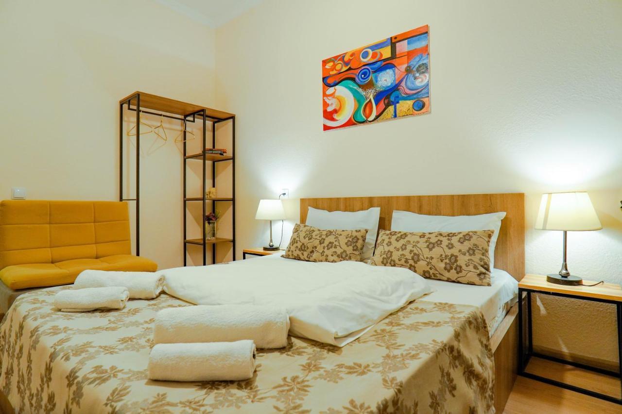 Check-In Hotel Тбілісі Екстер'єр фото